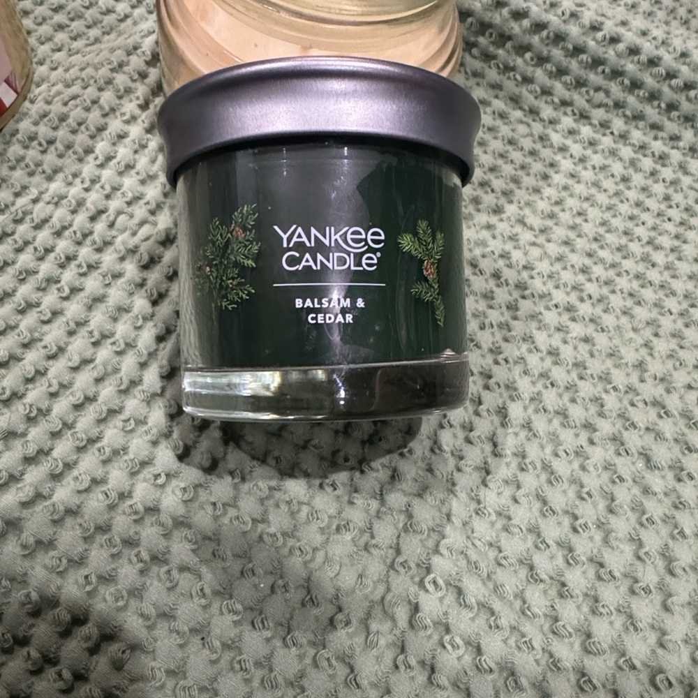 Yankee Candle Balsam & Cedar Forest Green Jar